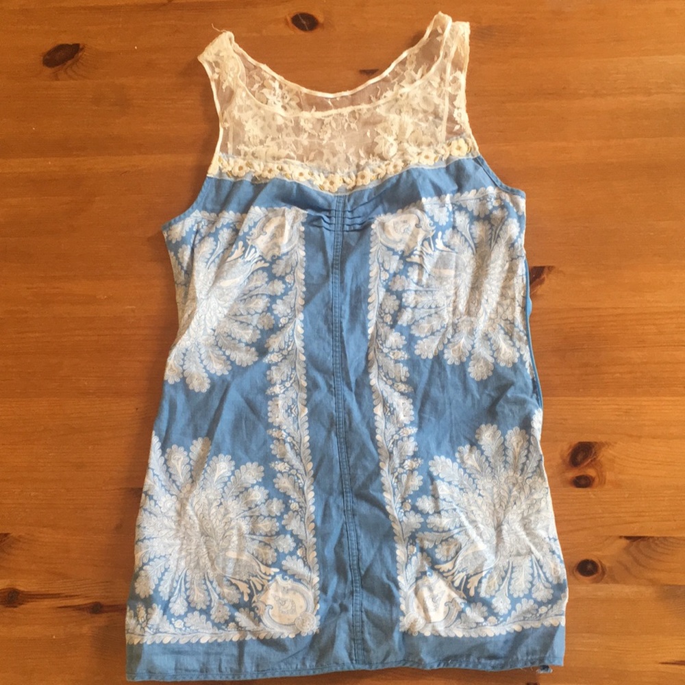 Lace & blue floral tunic by Free People Size 0